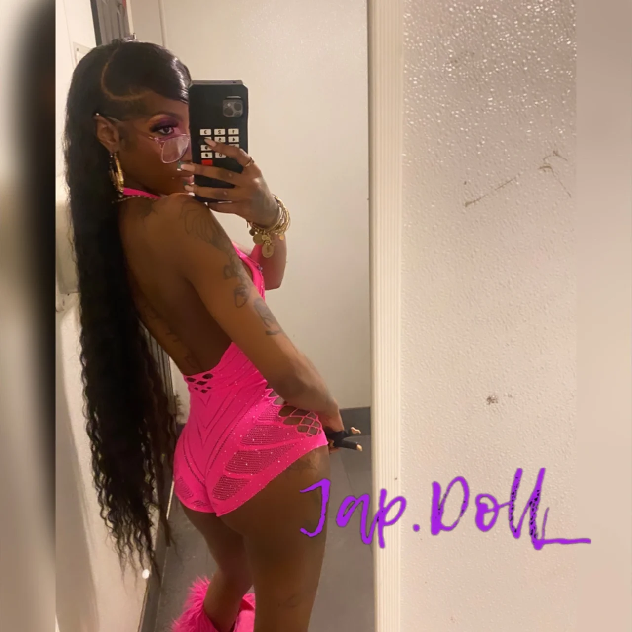 J A P A N - OnlyFans model