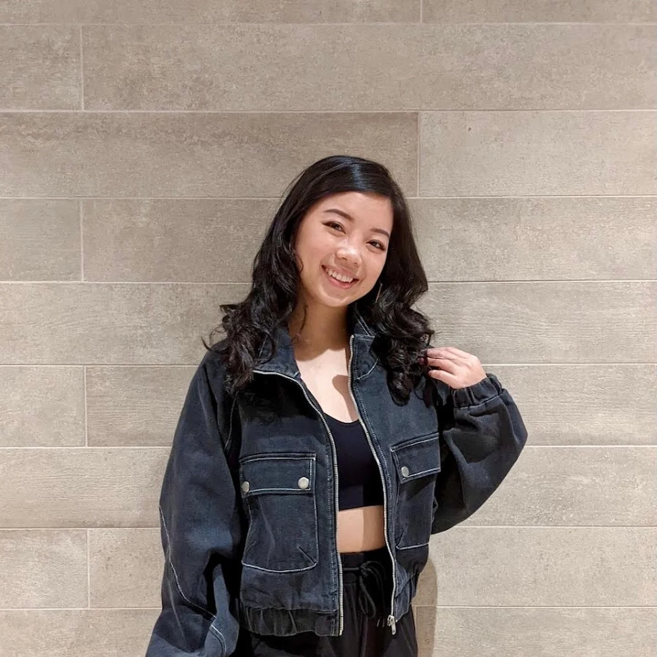 jasminemilktea - OnlyFans model