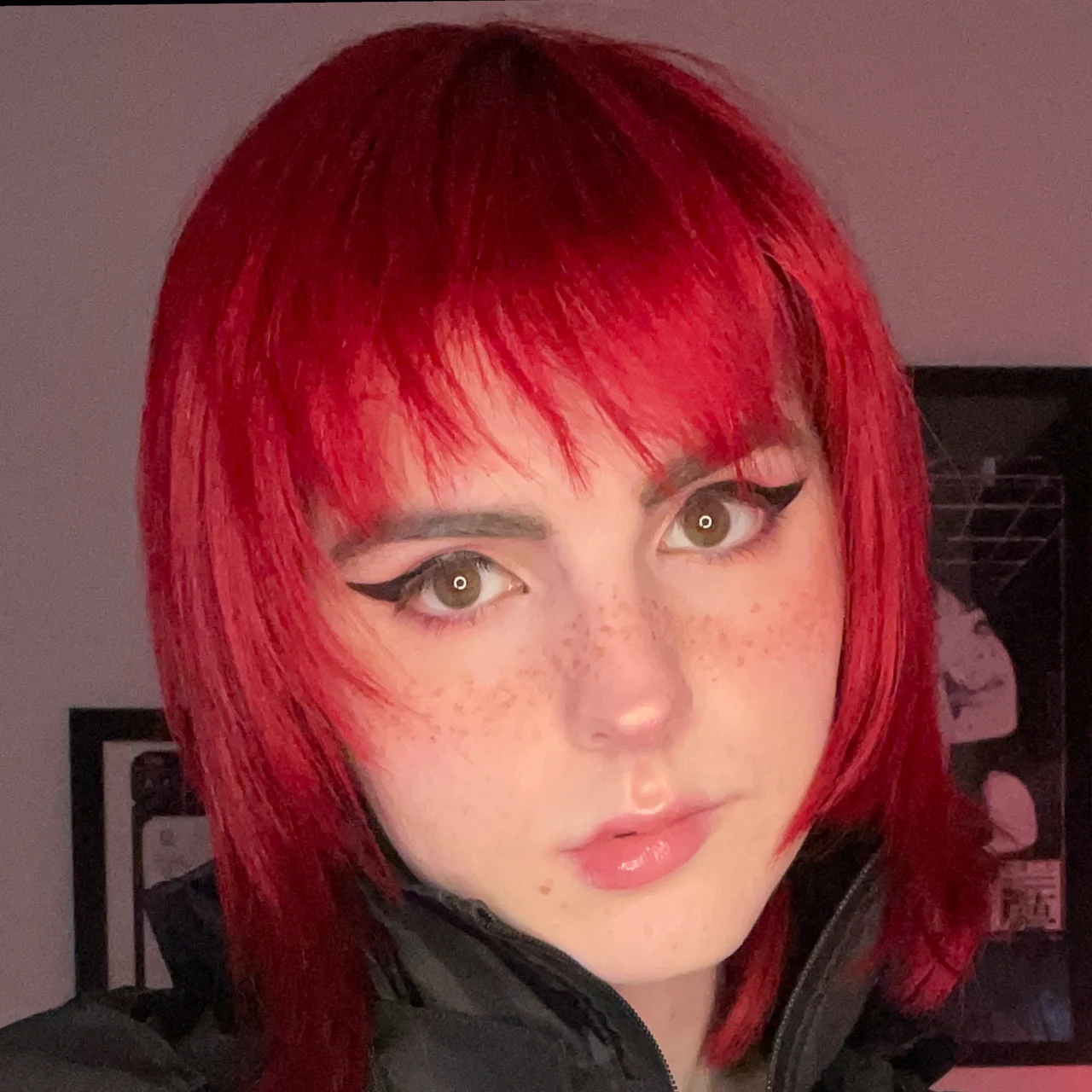 Jean Hollywood - OnlyFans model