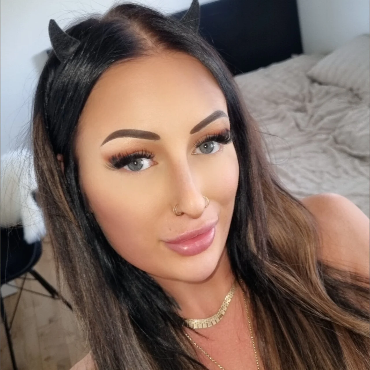 Mina - Free - OnlyFans model