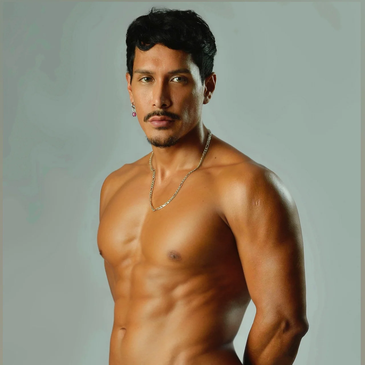 Joshua Mateo 😈 - OnlyFans model