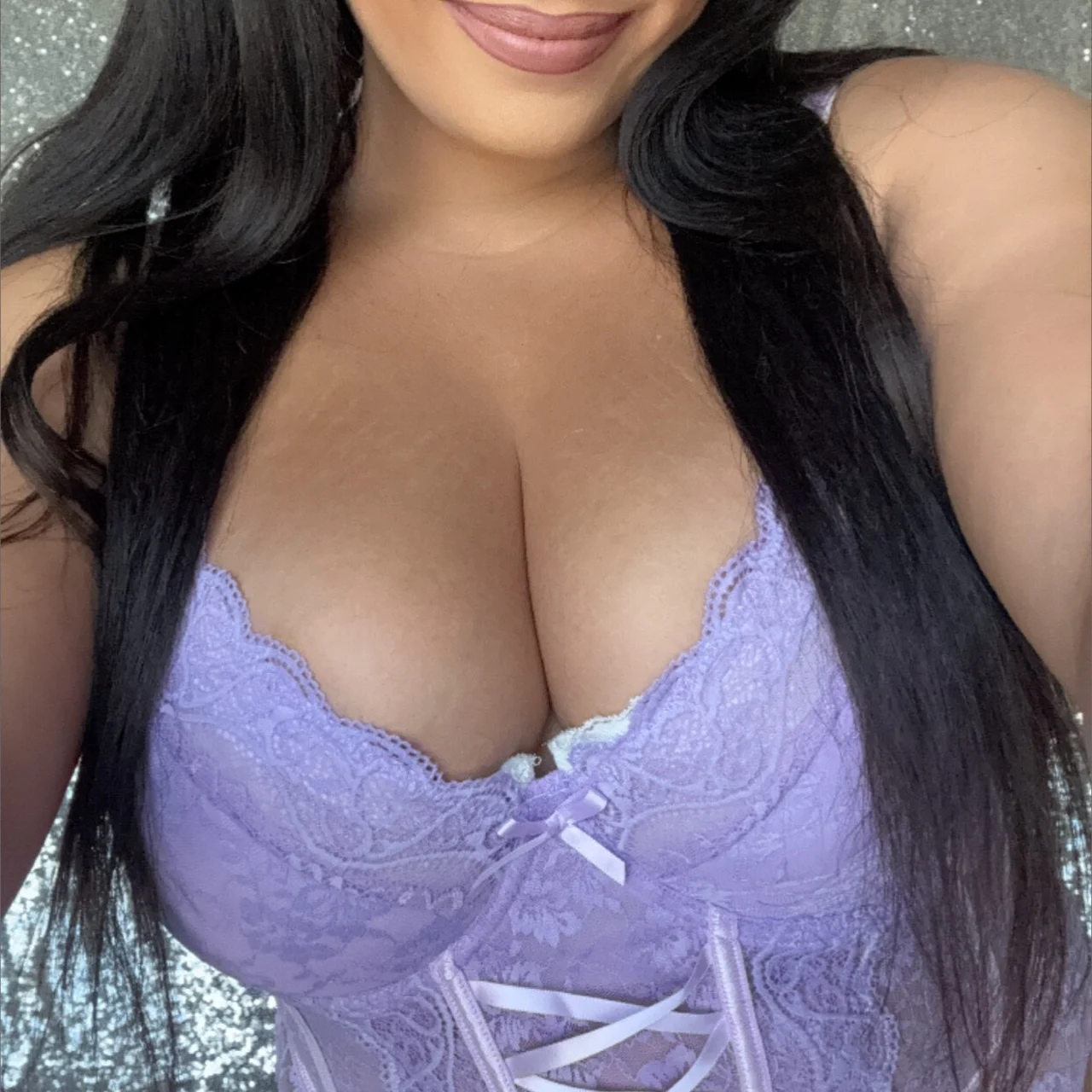 Jucy Luv - OnlyFans model