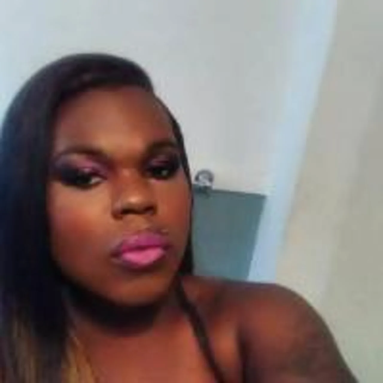 Shayla - OnlyFans model