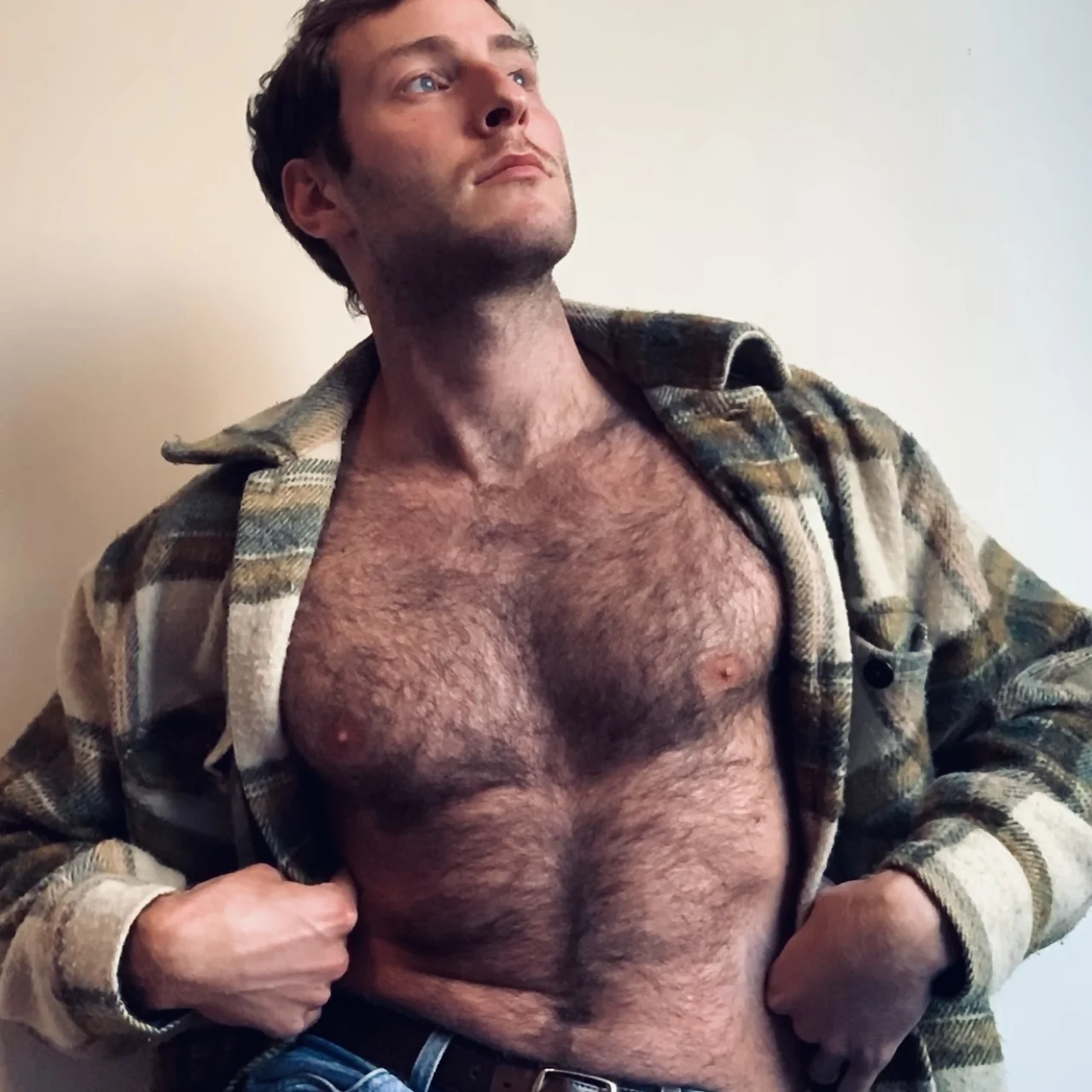 Julesincanada - OnlyFans model