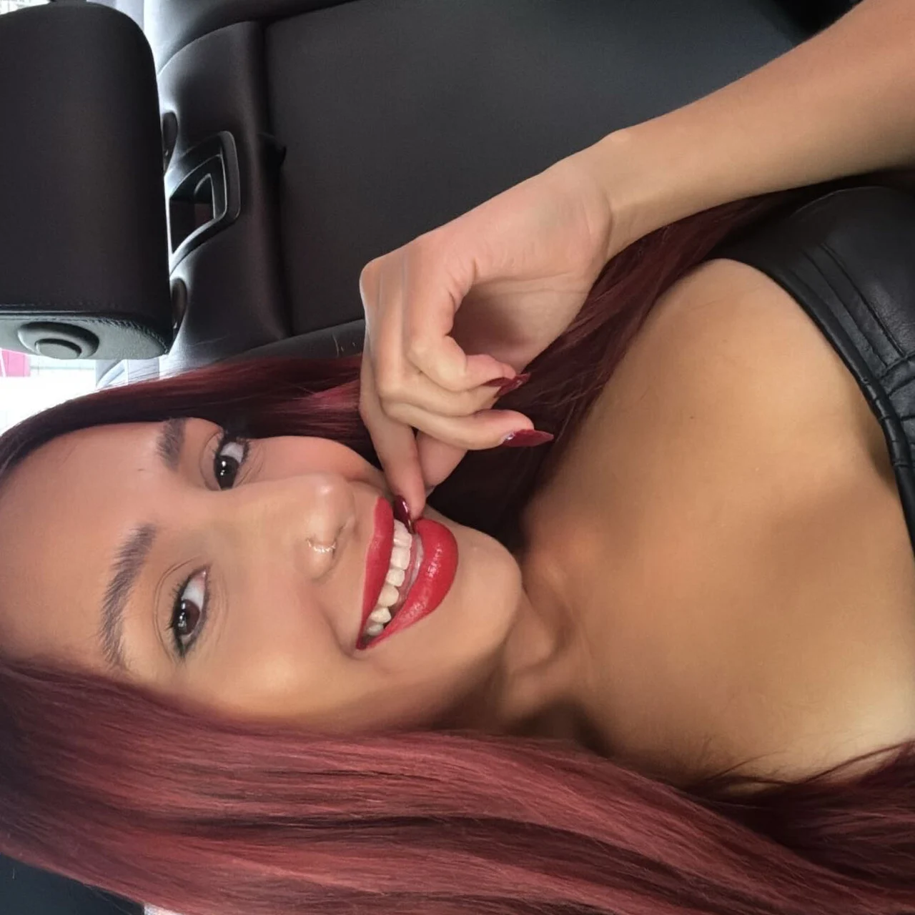 JÚLIA LUPATO - OnlyFans model