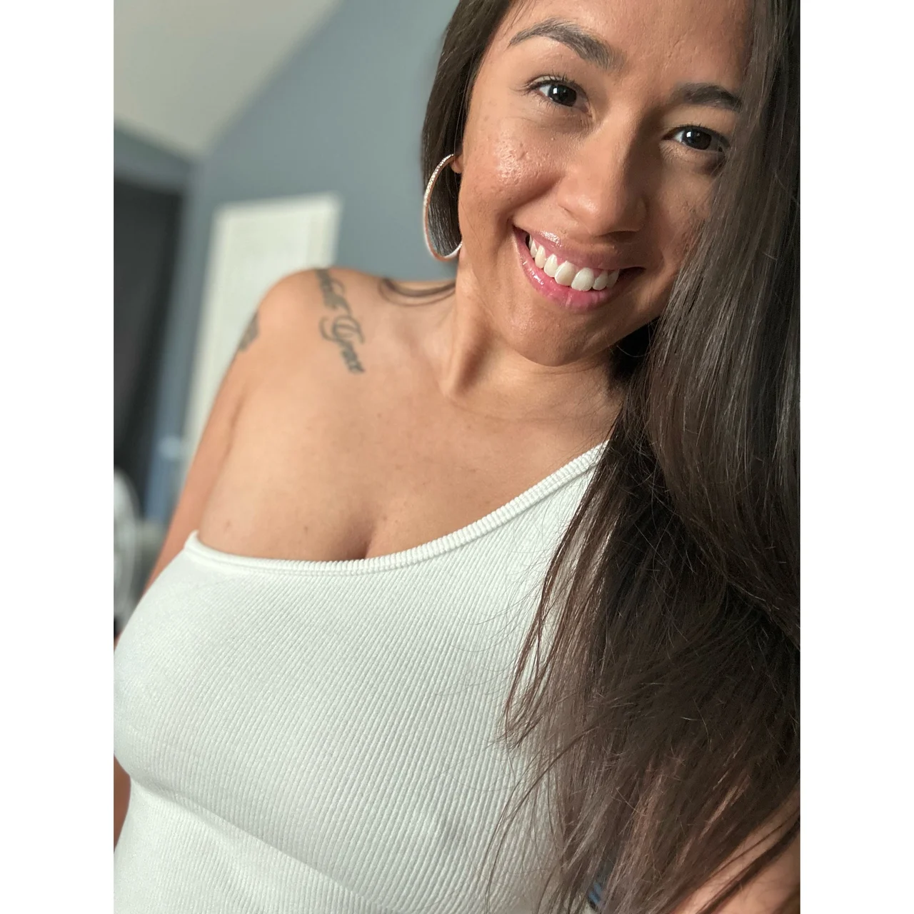 Tiny - OnlyFans model