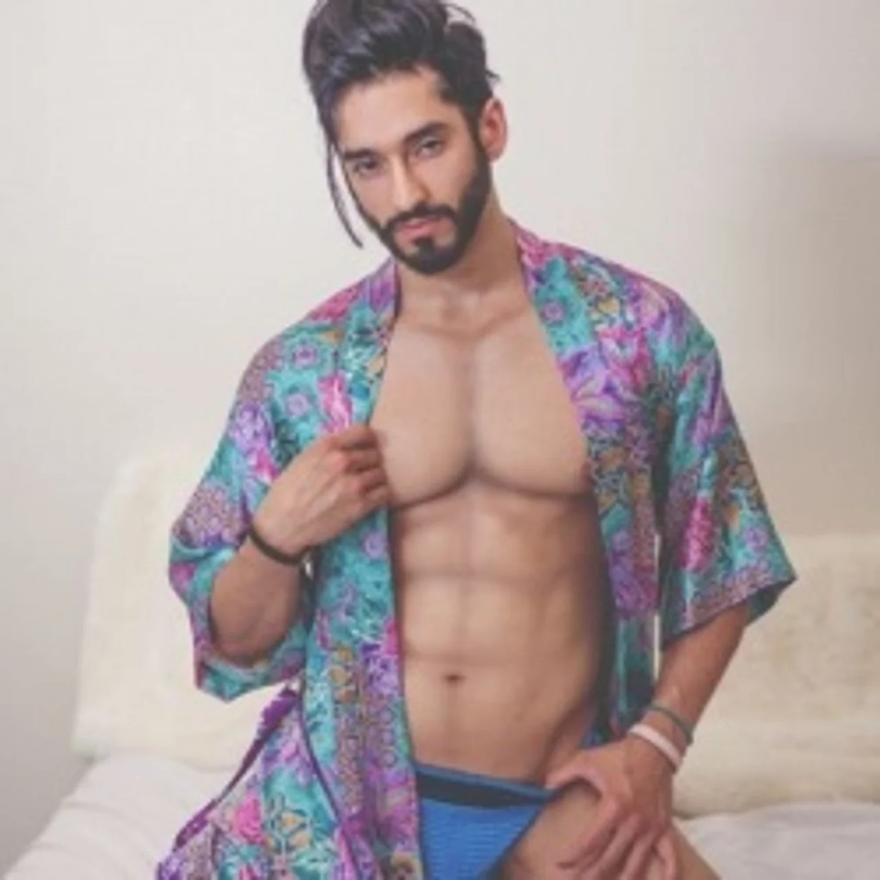Kawaii Bro - OnlyFans model