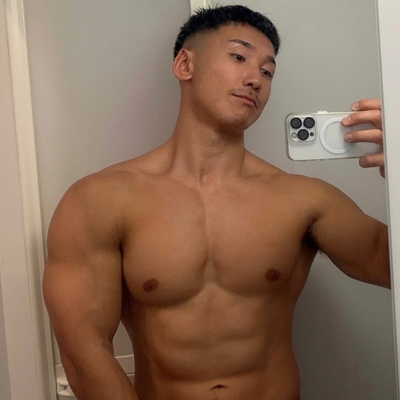 Keisuke - OnlyFans model