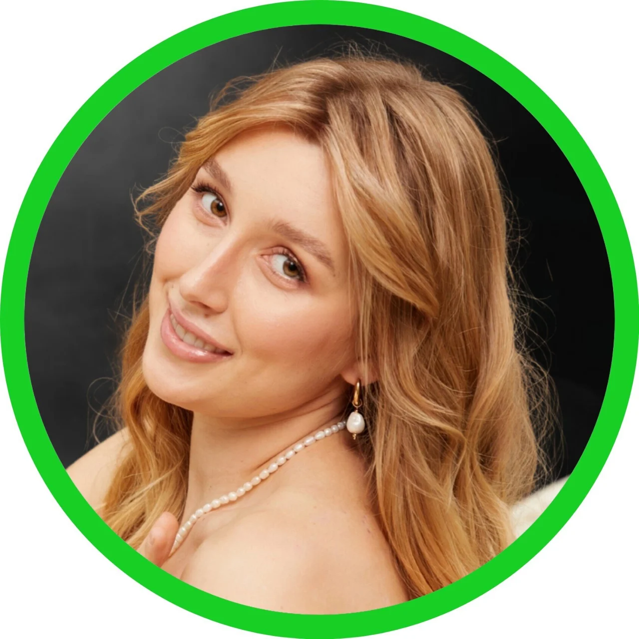 Kerry 🦊 - OnlyFans model