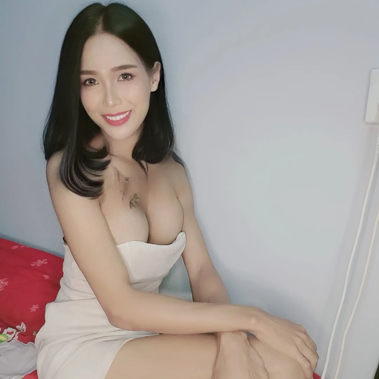 sexy ladyboy 20+ - OnlyFans model