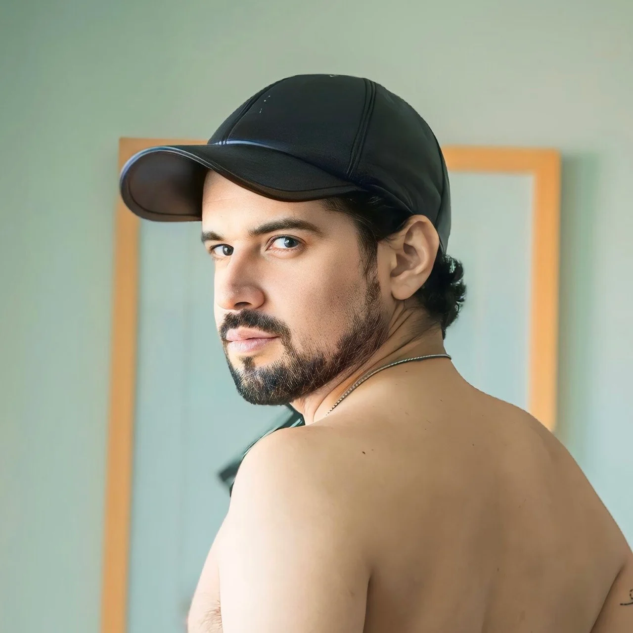 KhrstBinXXX TOP 0.93% - OnlyFans model