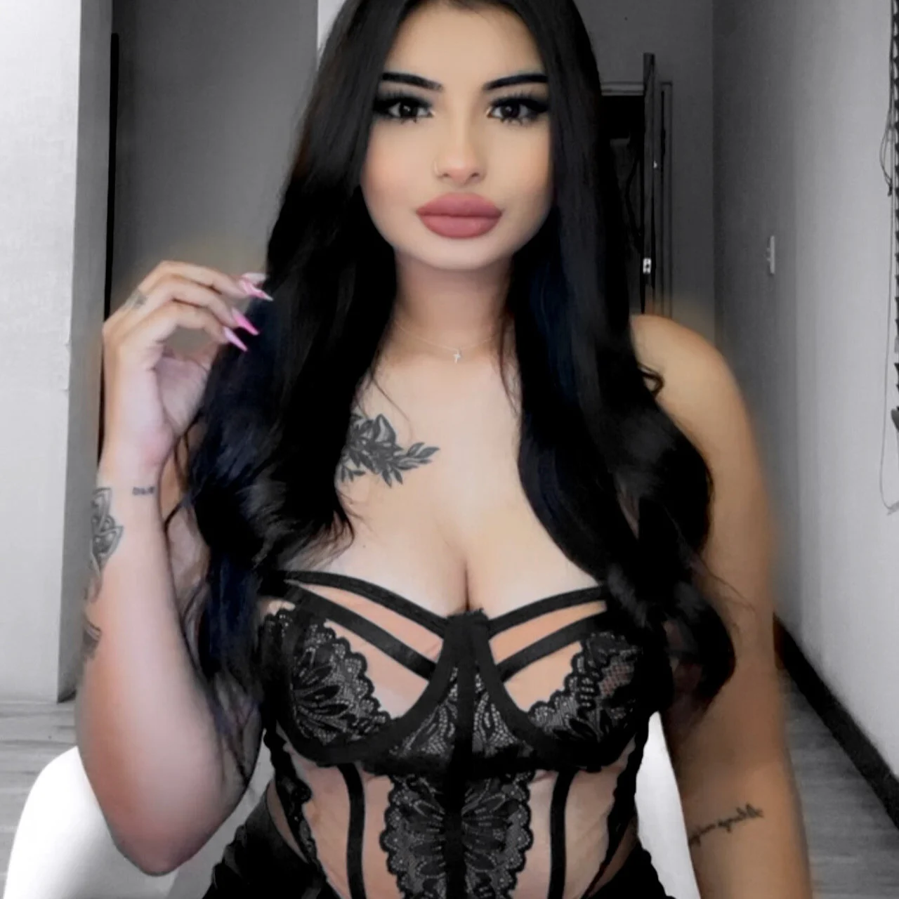 Kiiingmegan - OnlyFans model