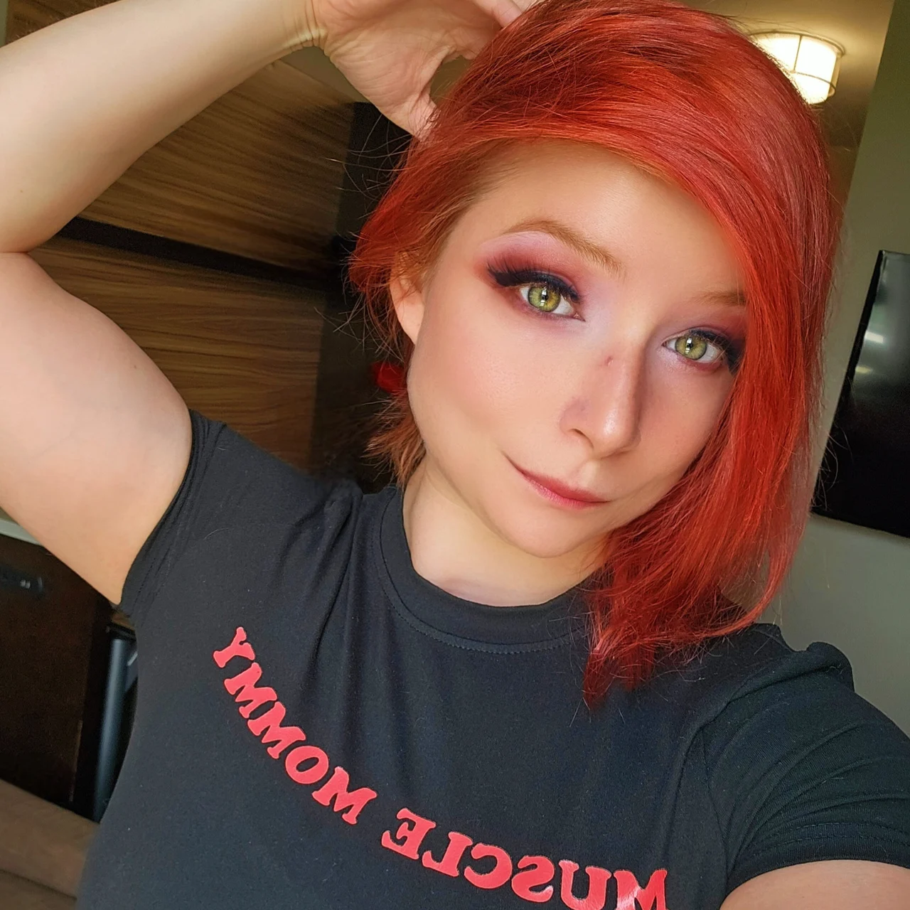 Kisses VIP - OnlyFans model