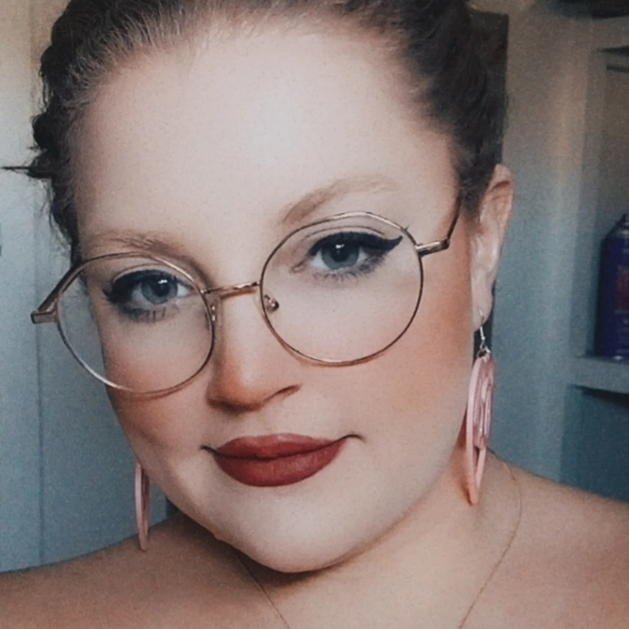 Lorean - OnlyFans model