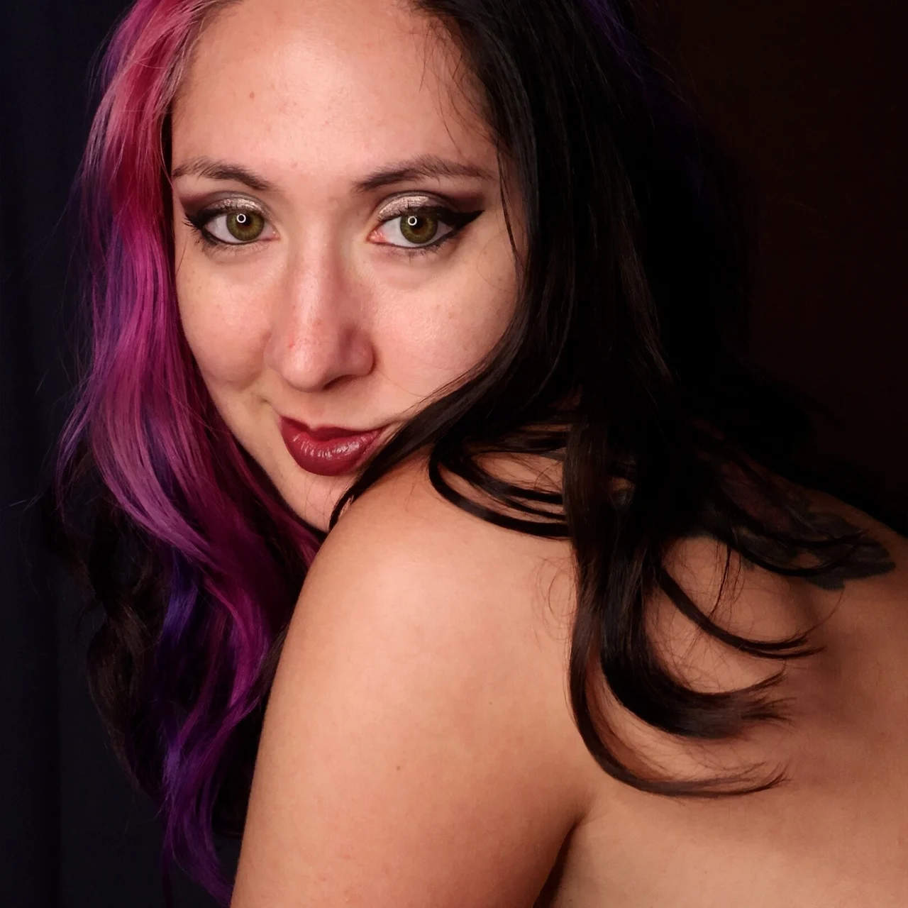 Krisn - OnlyFans model