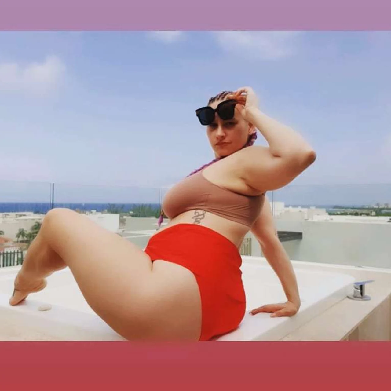 Kymbra Li - OnlyFans model