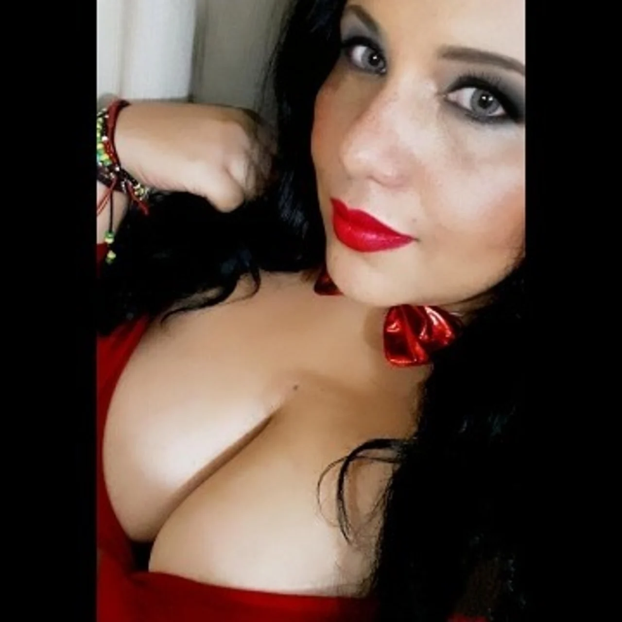 La brujaquevuela - OnlyFans model
