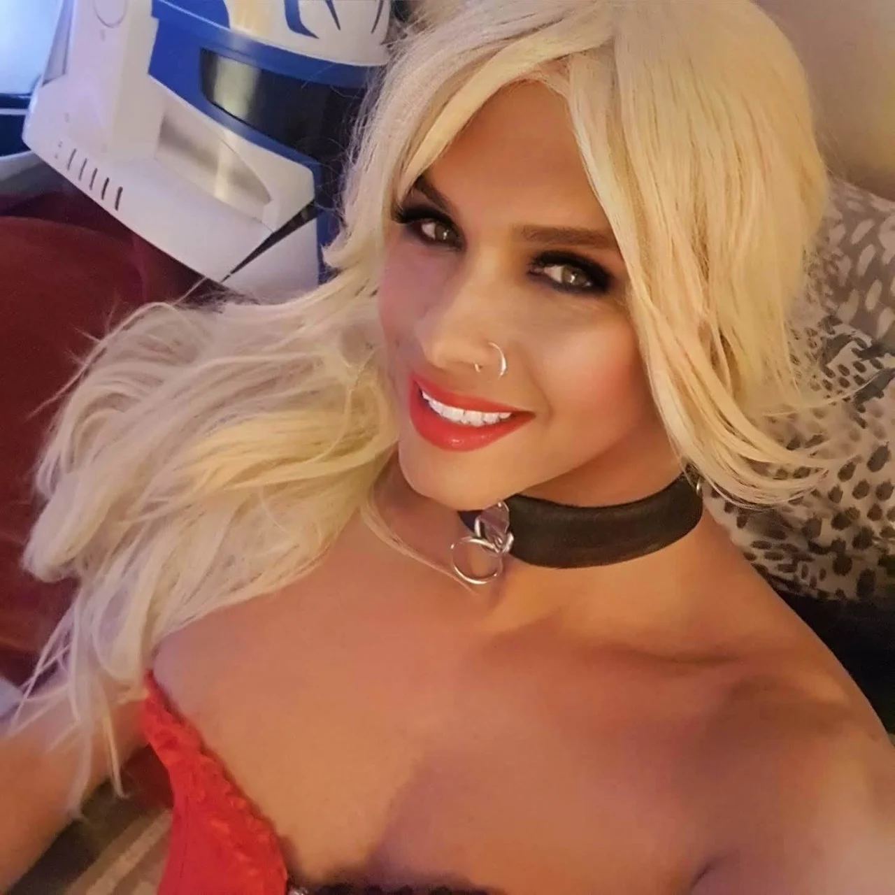 Lana_50 vers Shemale - OnlyFans model