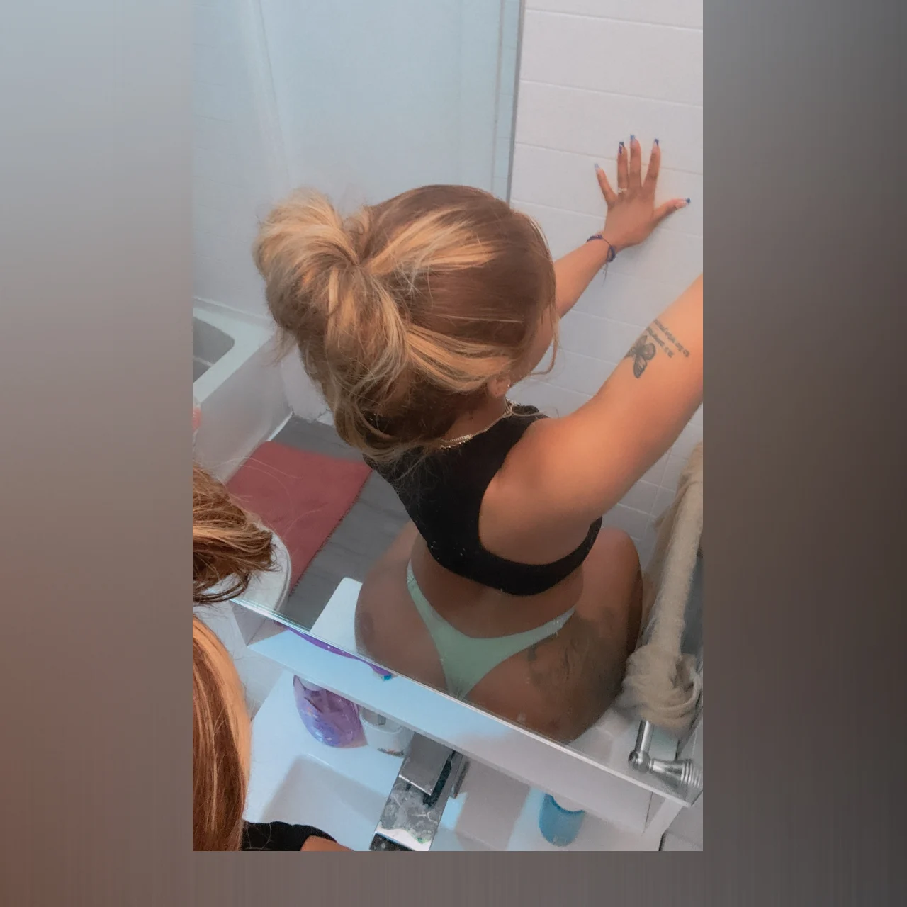 🌺Enana🌺 - OnlyFans model