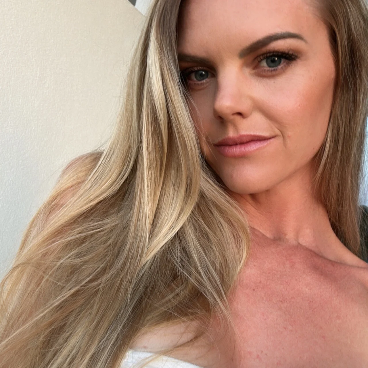 Laure Raccuzo VIP 🔞 - OnlyFans model