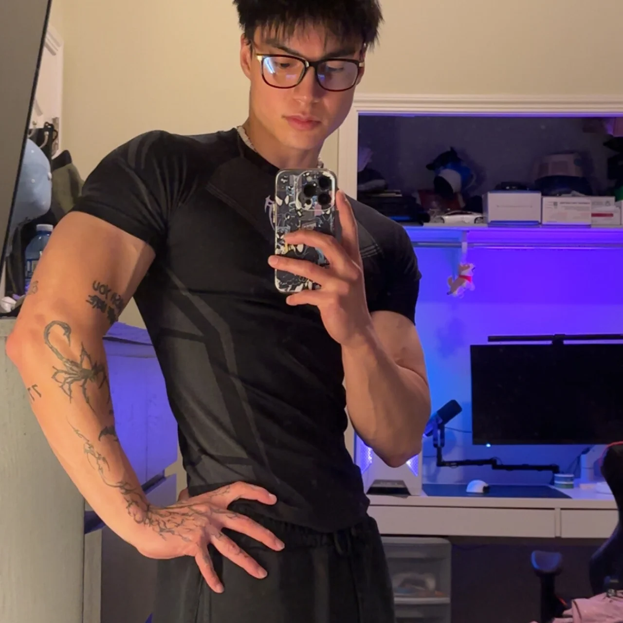 yungchua - OnlyFans model