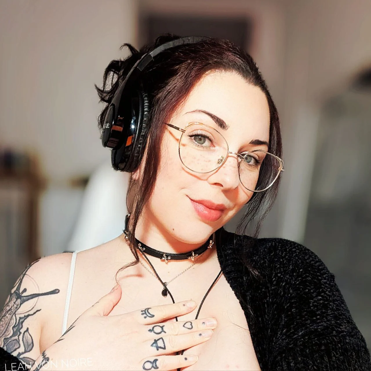 🟢Leah Von Noire - OnlyFans model