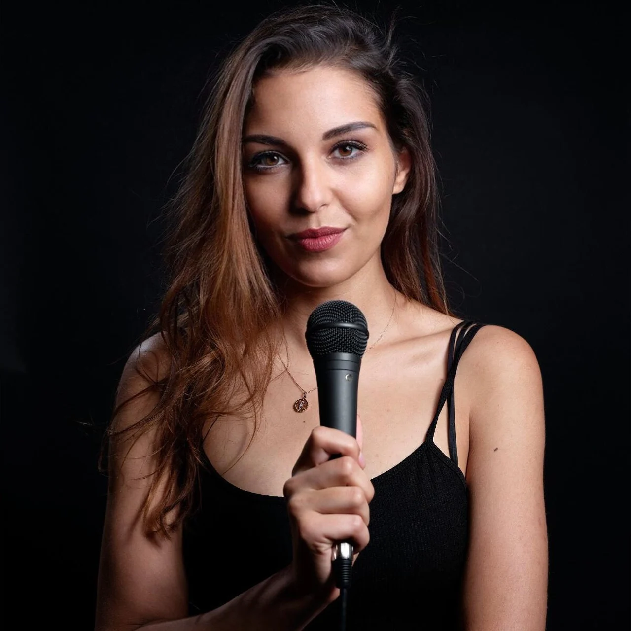 Lena 🧝🏽‍♀️ - OnlyFans model