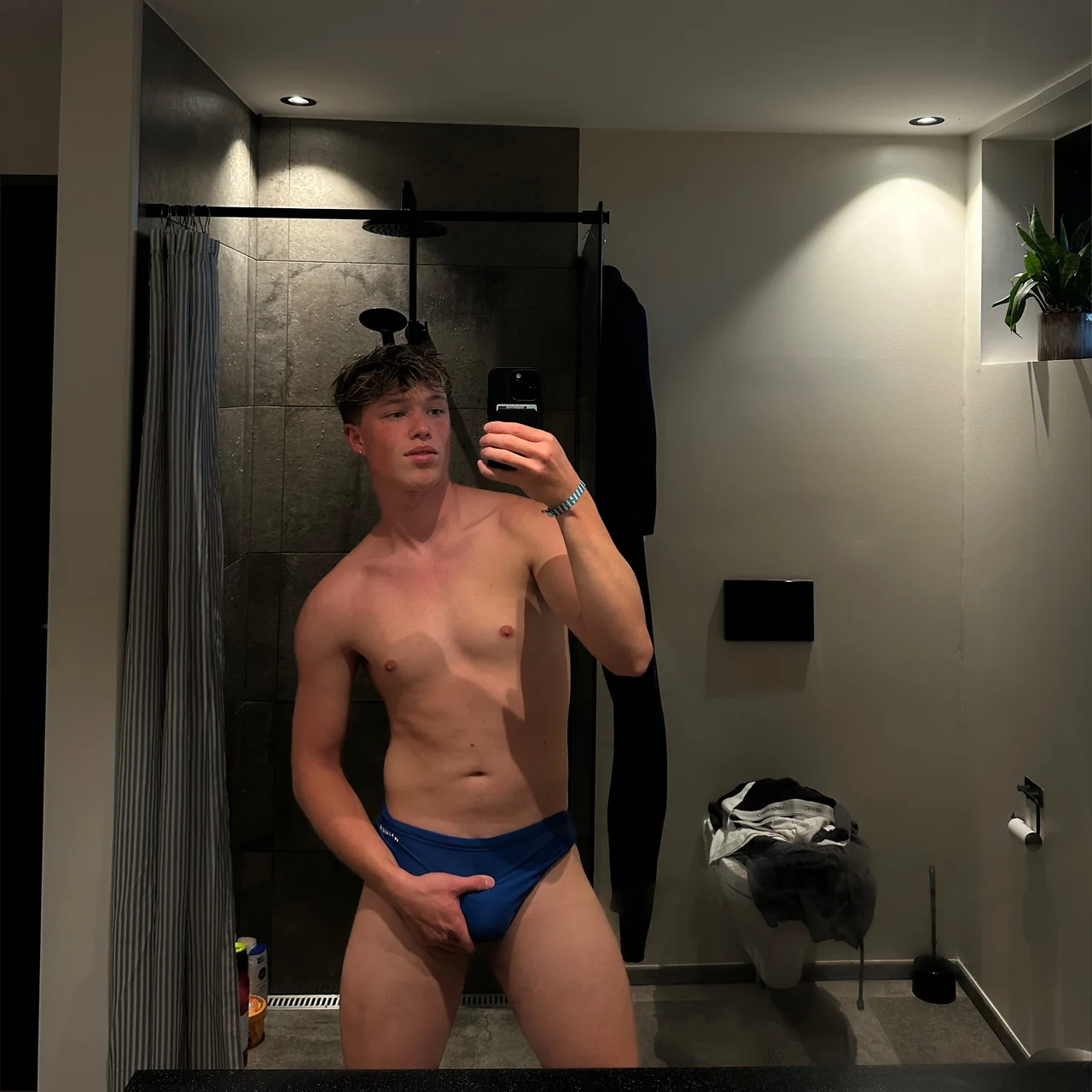 Levitwink - OnlyFans model