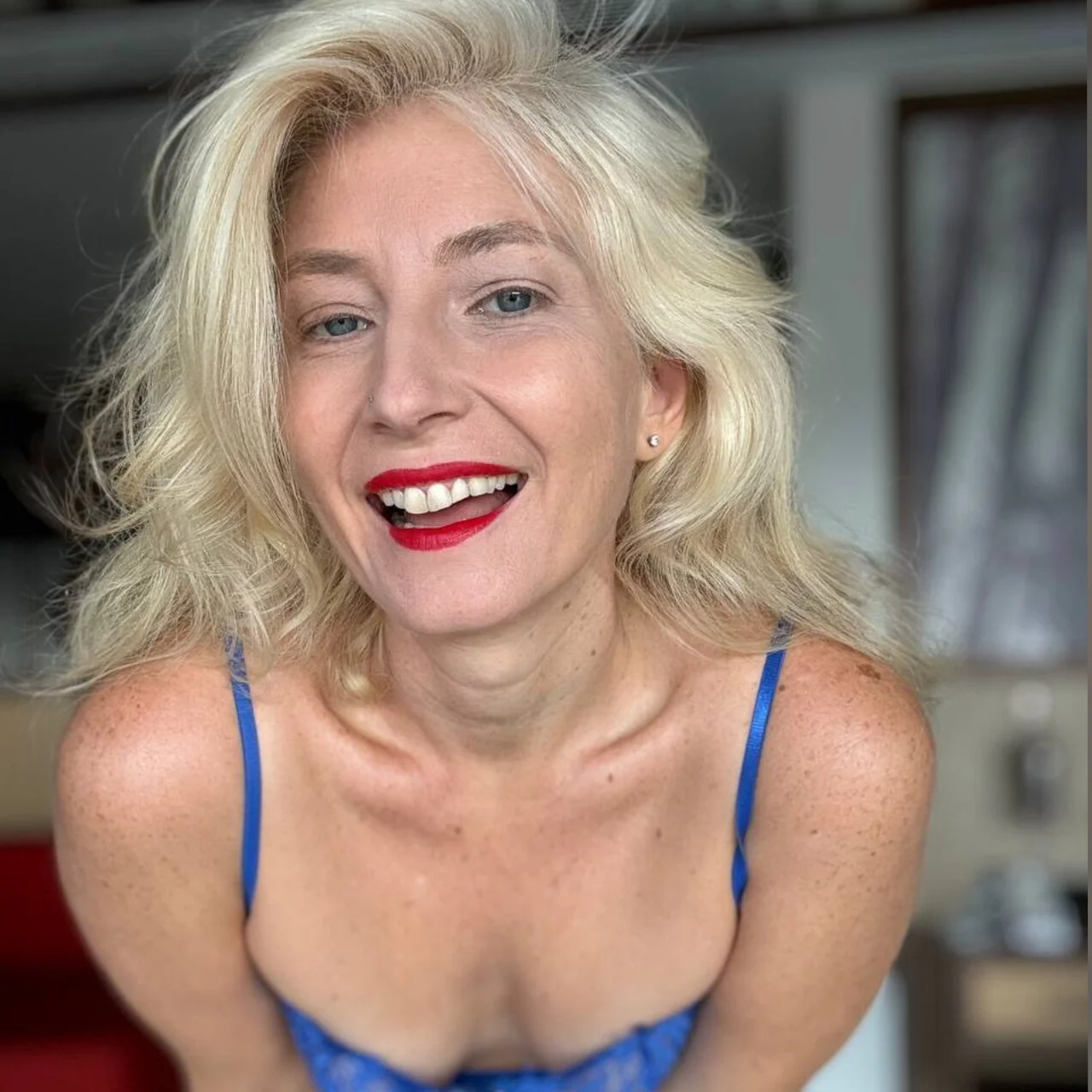 American mommy (NSFW in Bio 🍒) - OnlyFans model