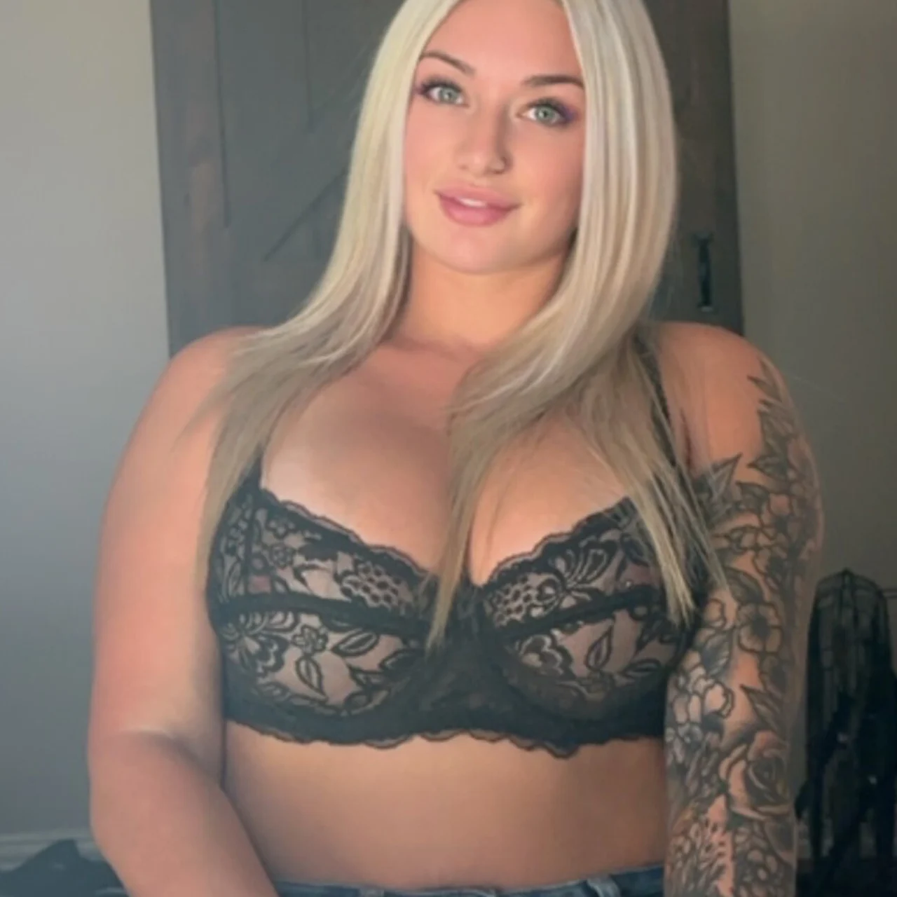 Liisa VIP (no ppv) - OnlyFans model