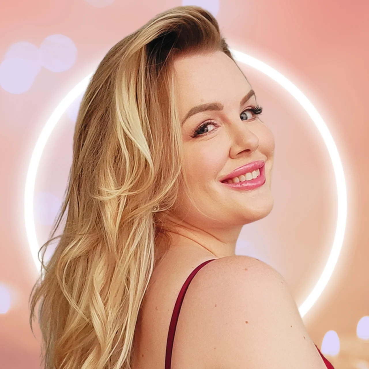 Lilli Luxe - OnlyFans model