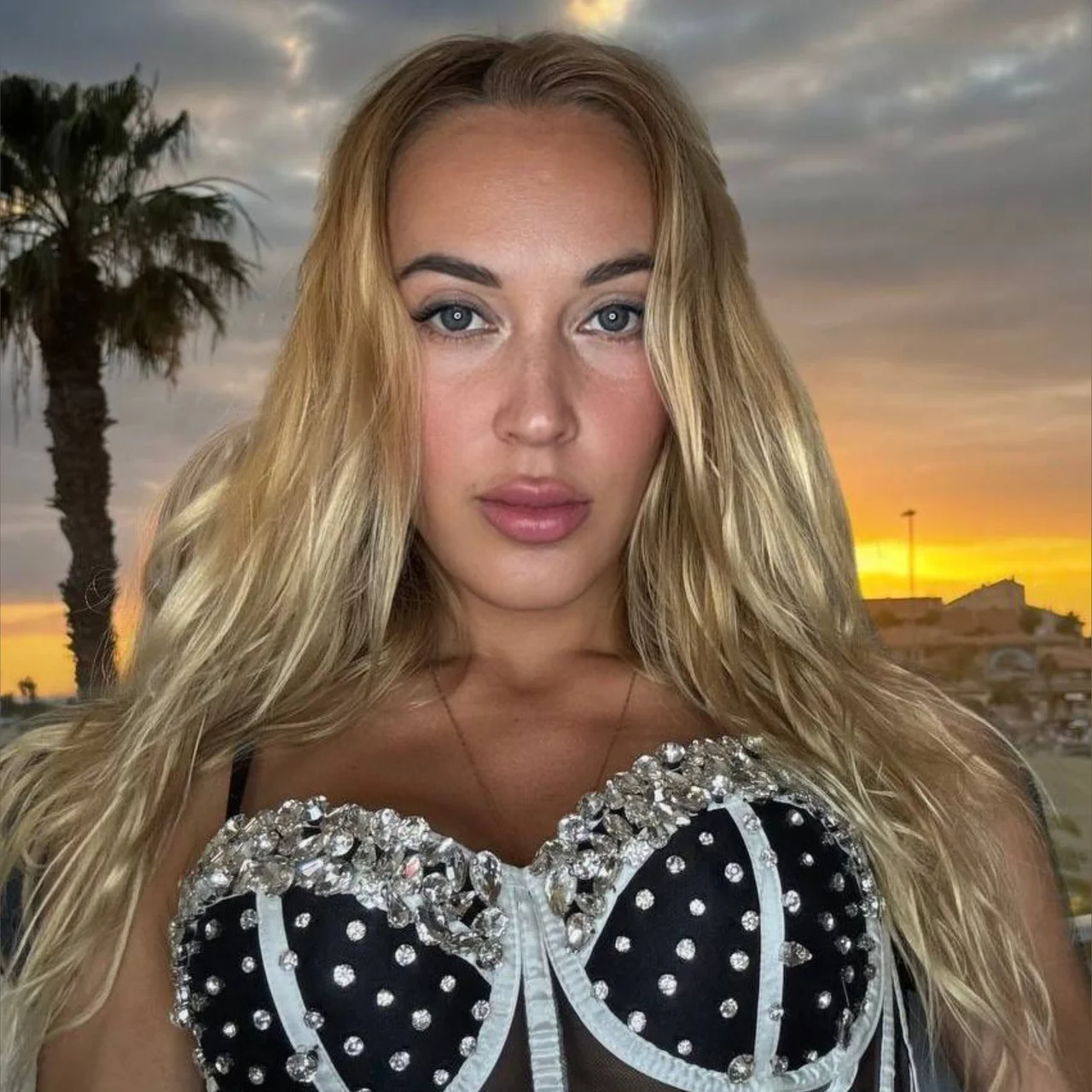 Lilly Milk 🍭 - OnlyFans model