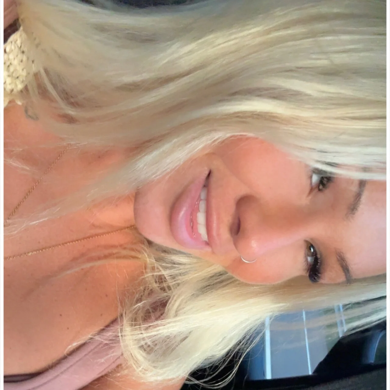 ᗷᗩ𝗂ᒪ𝖤Y🫧🐠 - OnlyFans model