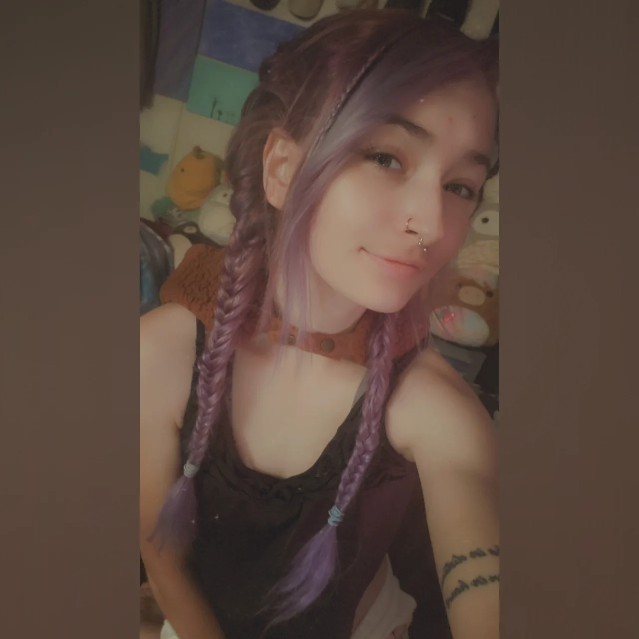 Lilsnow - OnlyFans model