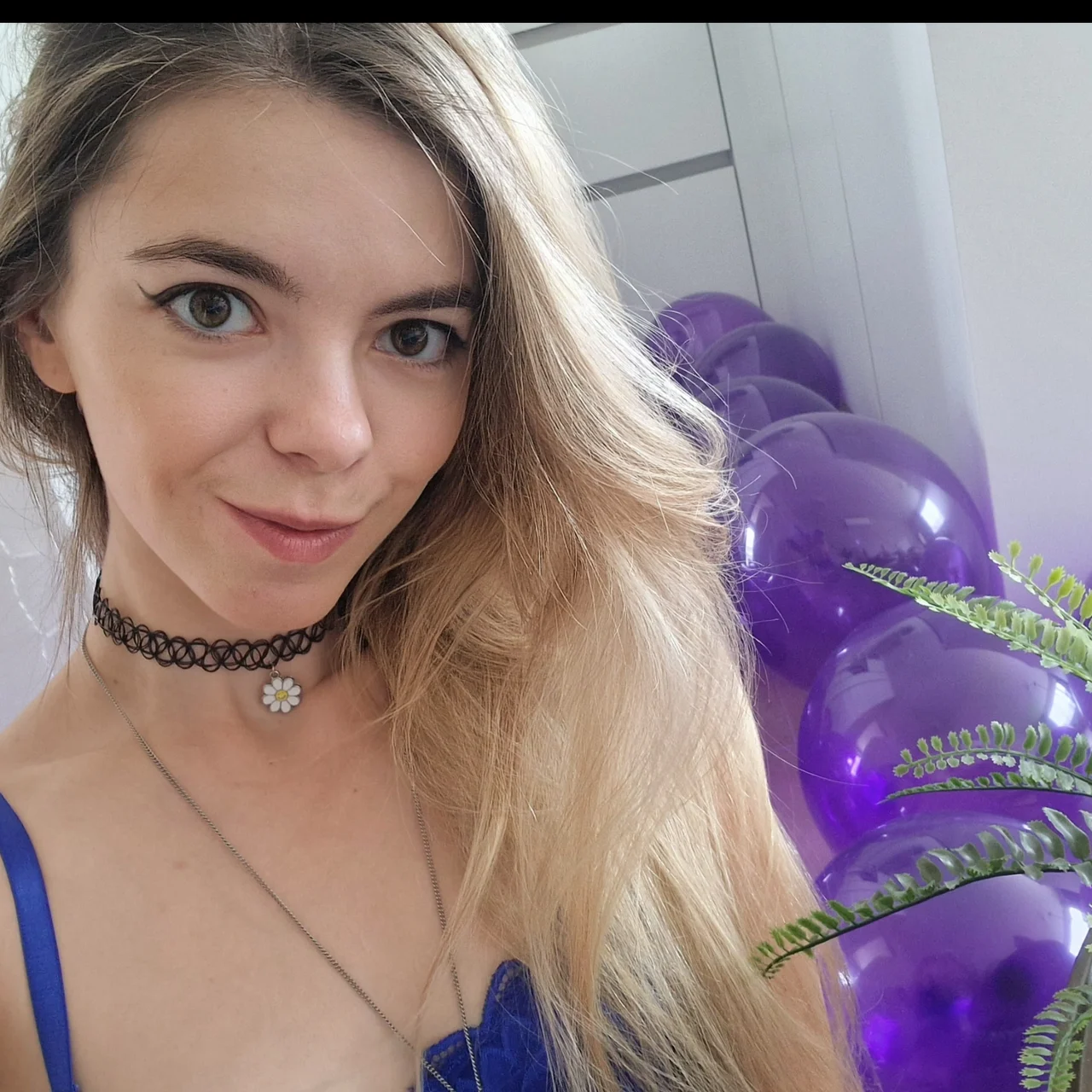 Lina roselina - OnlyFans model