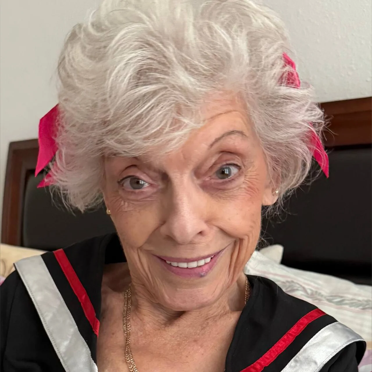 Grandma Linda π΅ - OnlyFans model