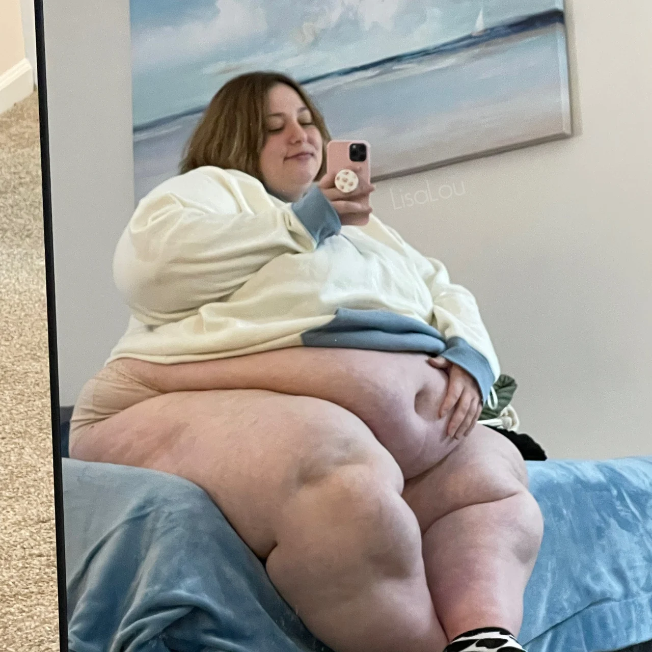 LisaLou - OnlyFans model