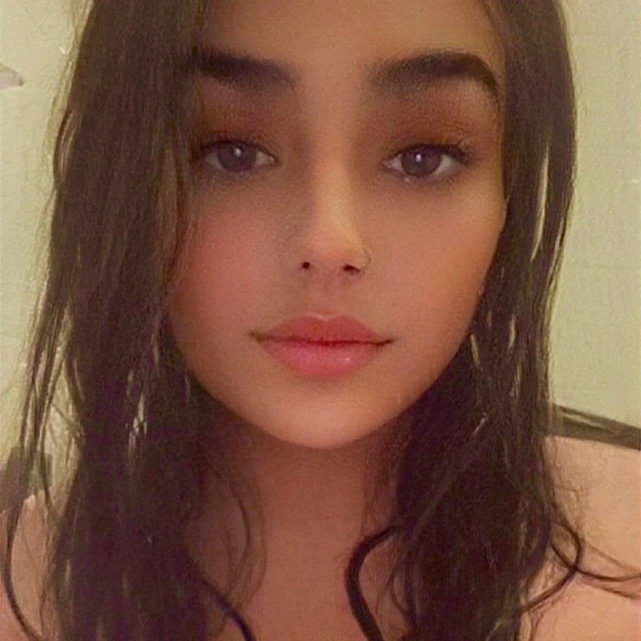 LittleLacey - OnlyFans model