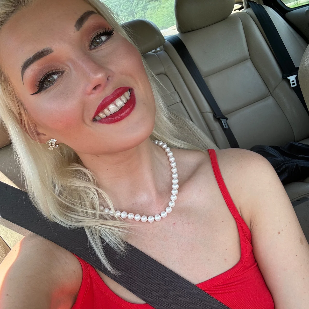 Lovita Fate - OnlyFans model