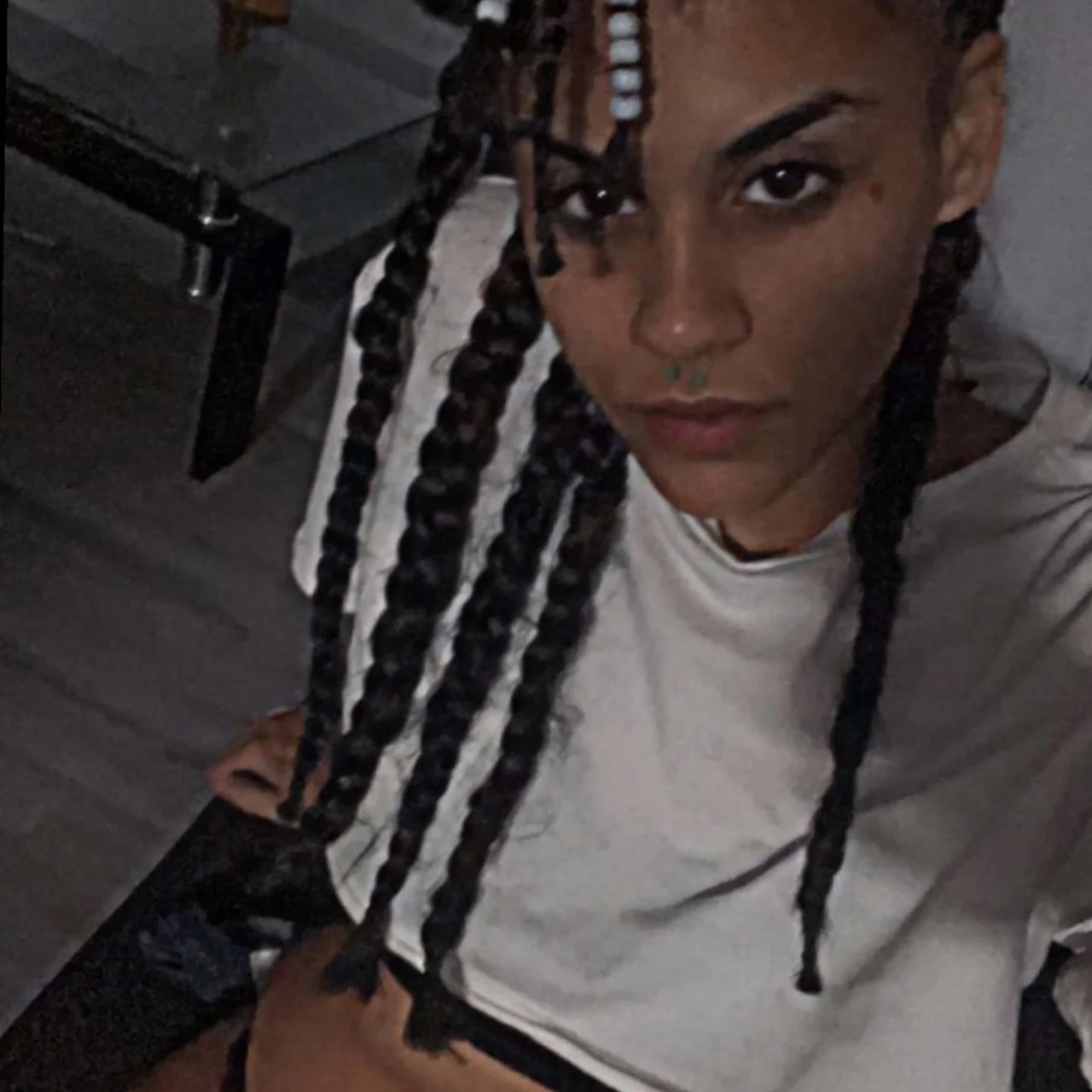 Luckiiicharmmzz - OnlyFans model