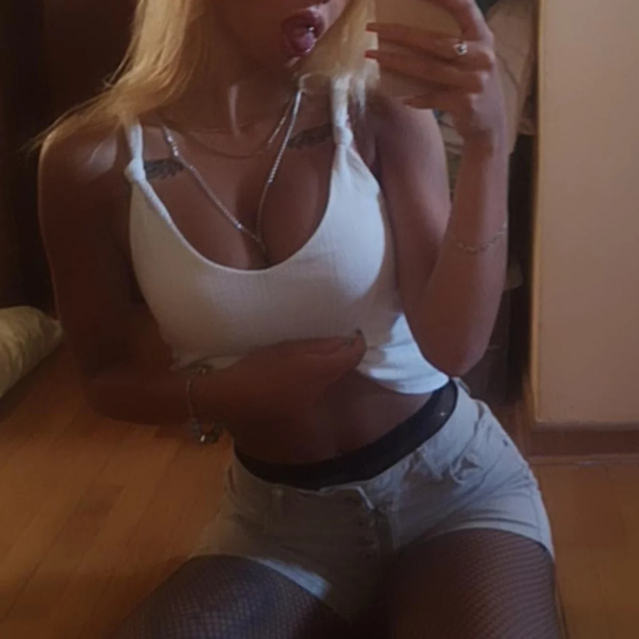Яна - OnlyFans model