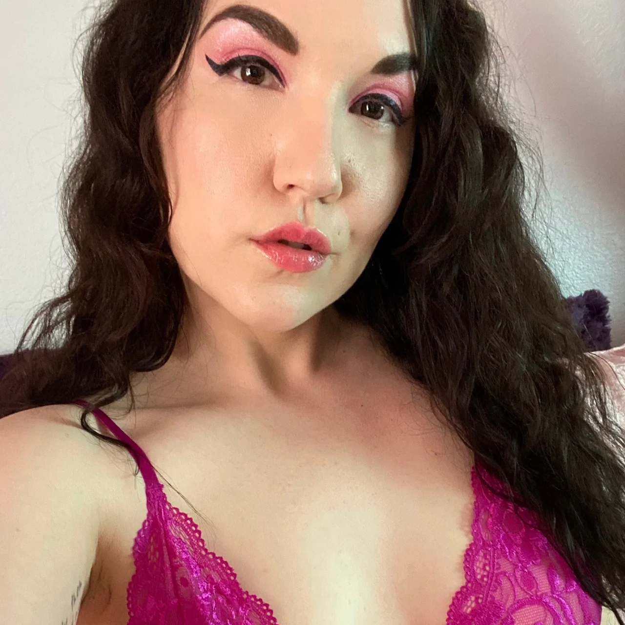 Luna Sapphire - OnlyFans model