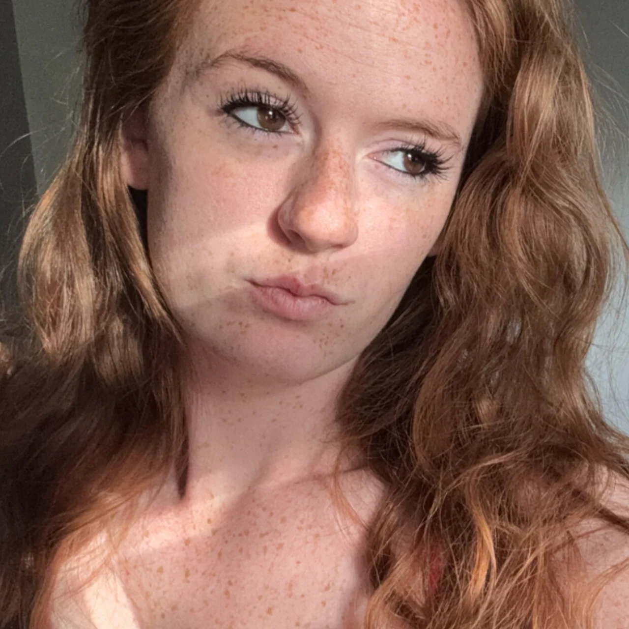 Luna Winters - OnlyFans model