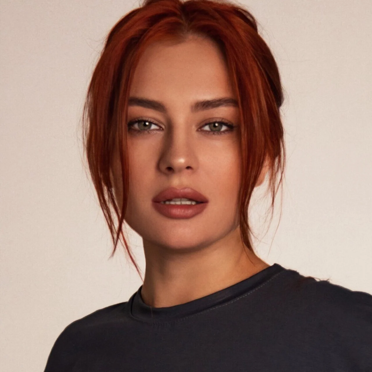 Lusty Fox - OnlyFans model