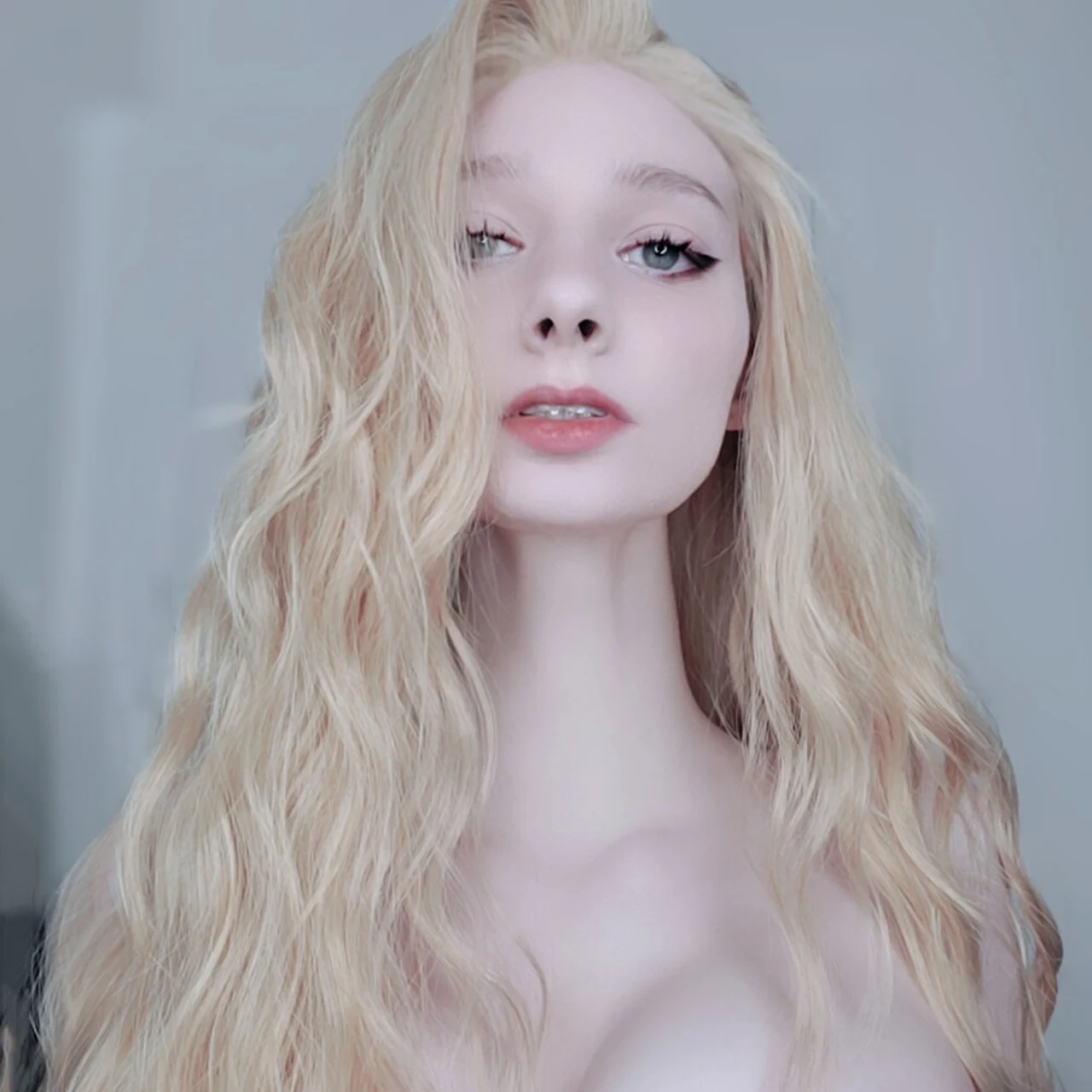 Lyra - Cute, petite, perfect pussy 🎀 - OnlyFans model