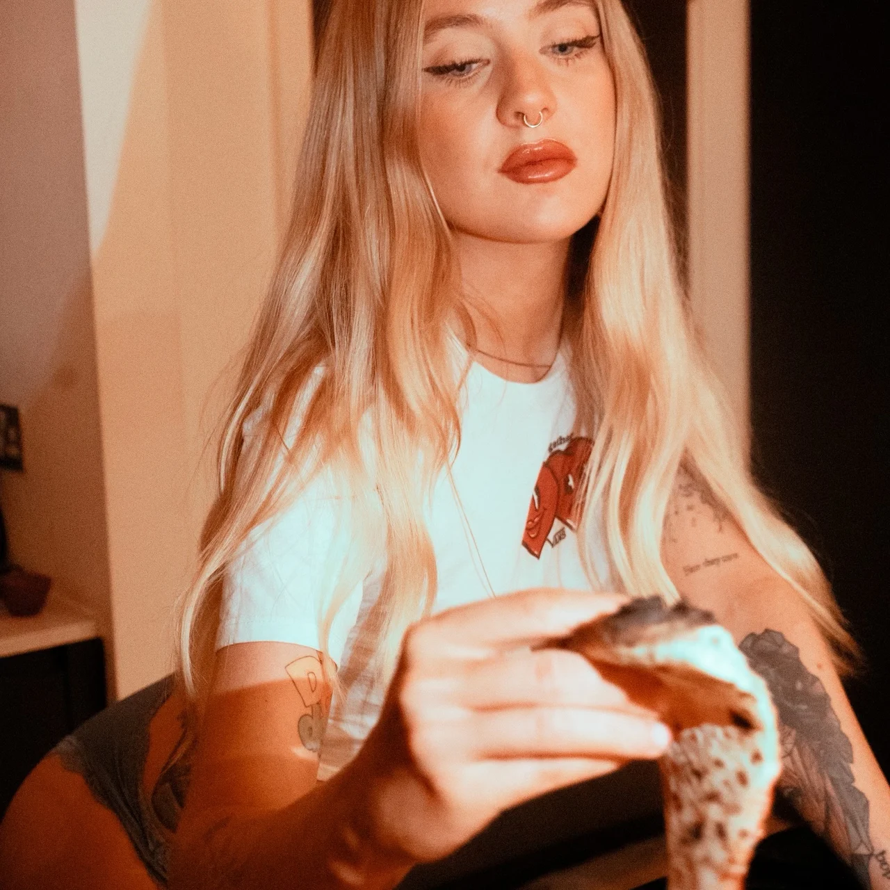 El B - OnlyFans model