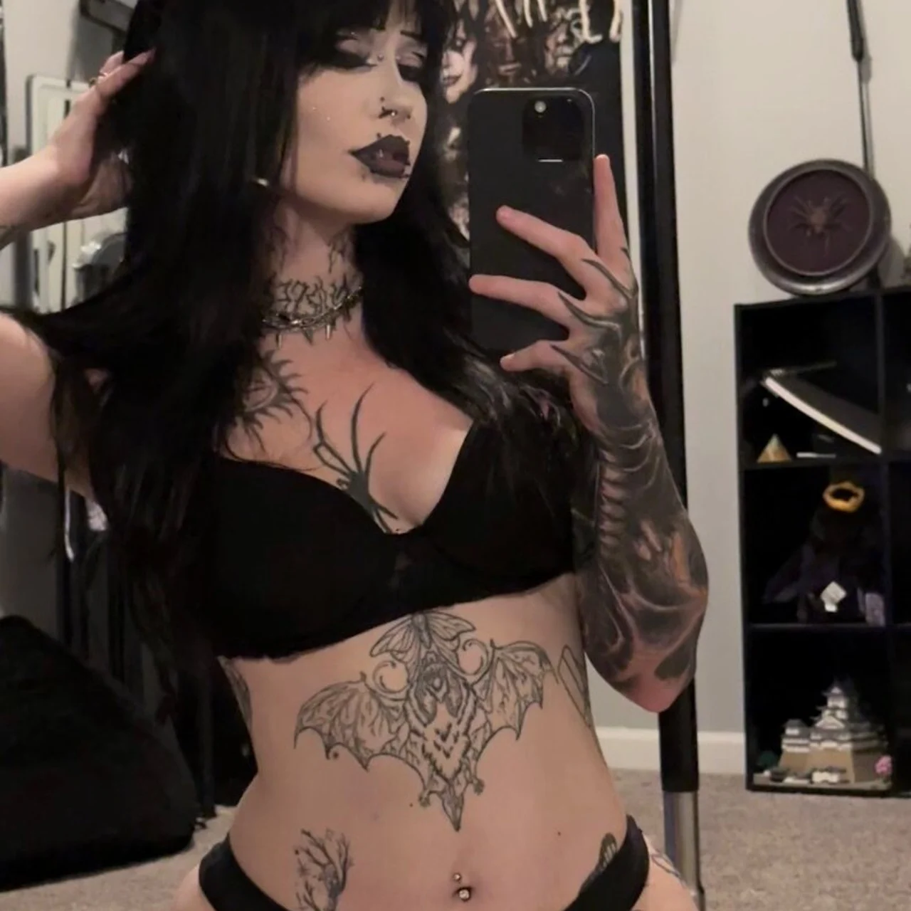 Machine_Mommy - OnlyFans model