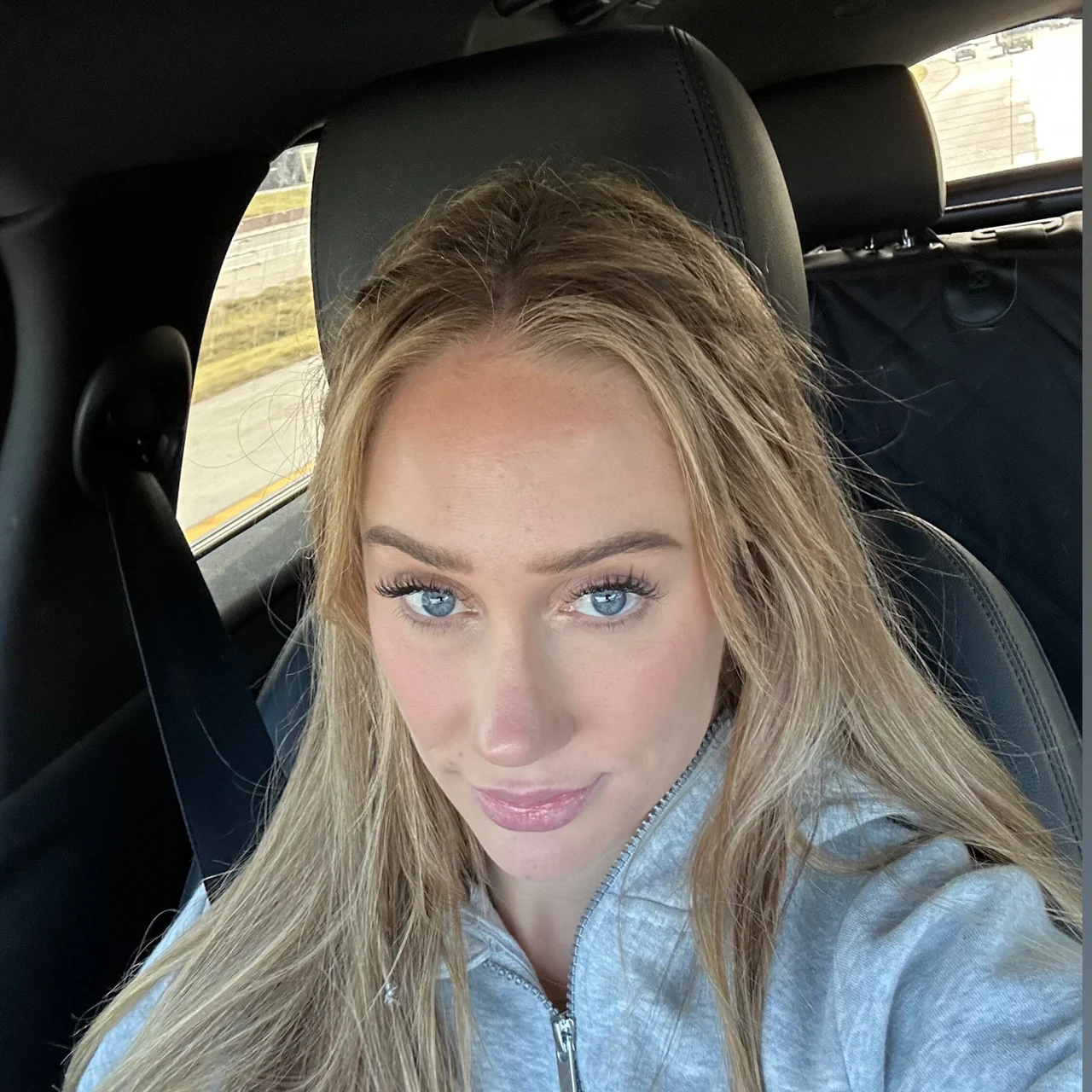 MADDI - OnlyFans model