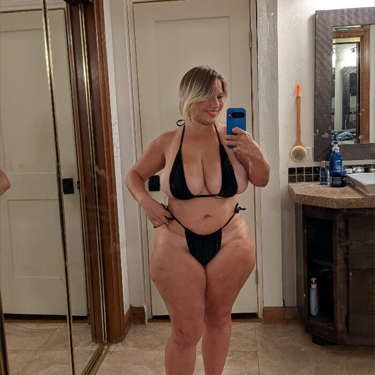 Mal Malloy - OnlyFans model