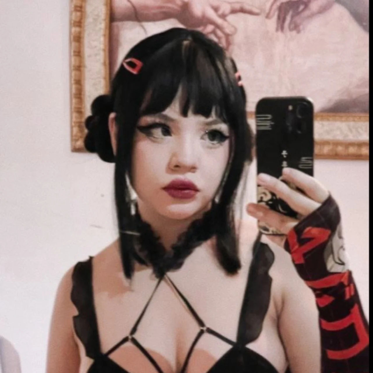 Maneki - OnlyFans model